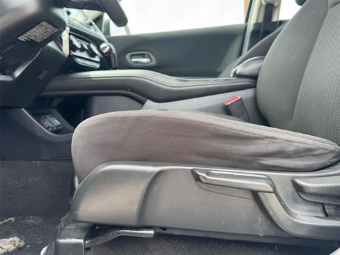 Used 2017 Honda HR-V LX image 21