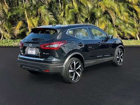 Used 2020 Nissan Rogue Sport SL w/ Premium Package image 5
