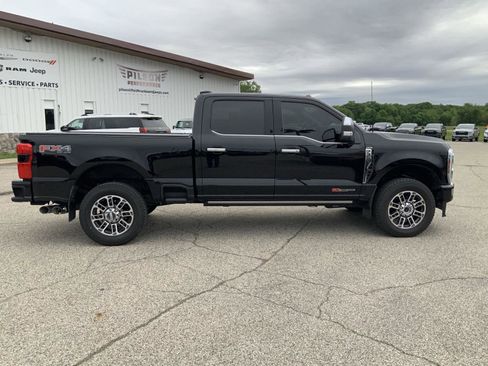 Used 2024 Ford F350 Limited w/ FX4 Off-Road Package AWD/4WD image 16