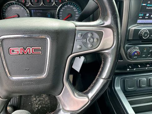 Used 2017 GMC Sierra 2500 SLT w/ All Terrain HD Package AWD/4WD image 17