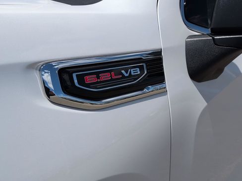 Used 2020 GMC Sierra 1500 Denali w/ Denali Ultimate Package AWD/4WD image 11