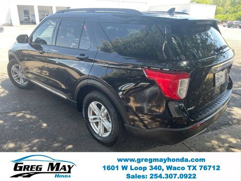 Used 2020 Ford Explorer XLT w/ Equipment Group 202A RWD image 6