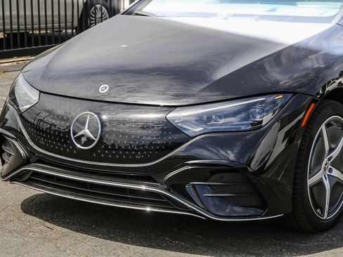 Used 2024 Mercedes-Benz EQE 350+ 4MATIC Sedan image 7