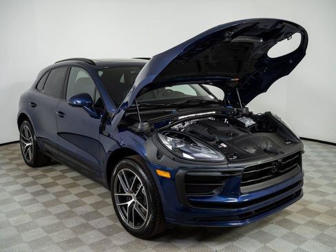 New 2026 Porsche Macan AWD/4WD image 34