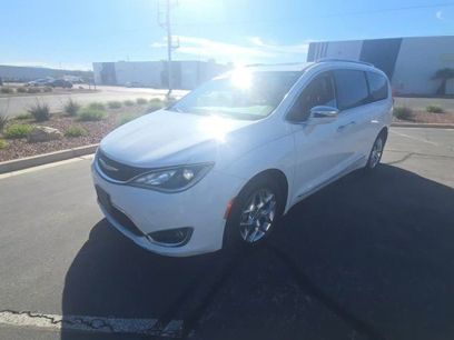 Used 2017 Chrysler Pacifica Limited