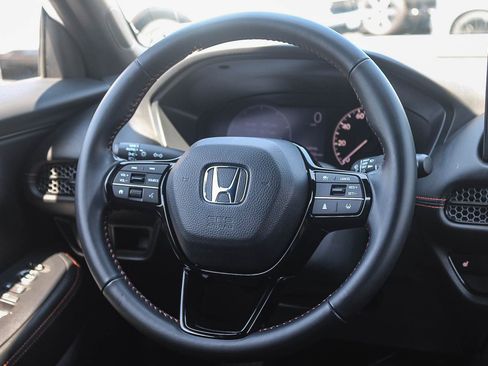 Used 2025 Honda HR-V Sport image 16