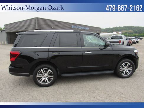 Used 2024 Ford Expedition Limited RWD image 19