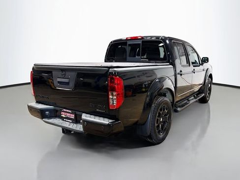 Used 2019 Nissan Frontier SV w/ Value Truck Package AWD/4WD image 7