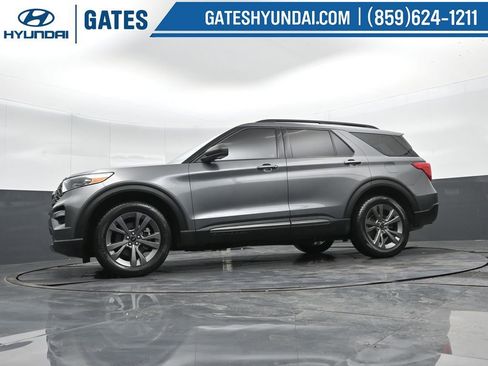 Used 2021 Ford Explorer XLT w/ Equipment Group 202A image 53