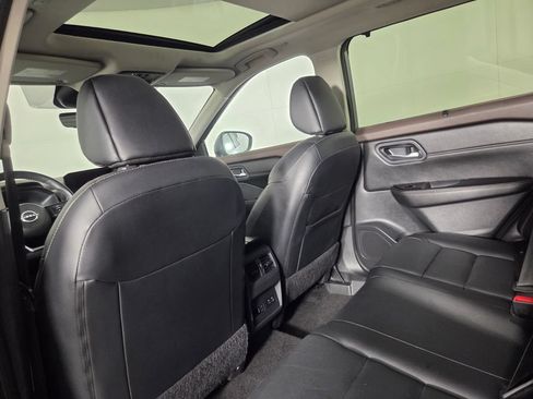 Used 2023 Nissan Rogue SL w/ SL Premium Package FWD image 25