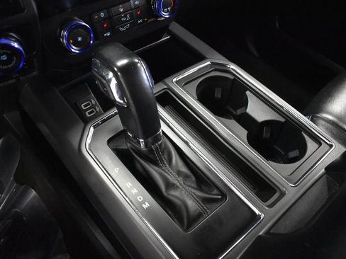 Used 2019 Ford F150 XLT w/ Equipment Group 302A Luxury image 22