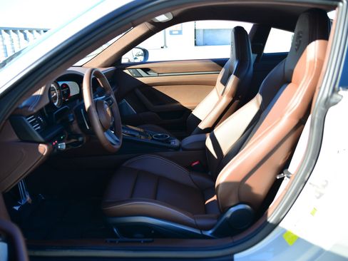 Certified 2024 Porsche 911 Carrera GTS image 5