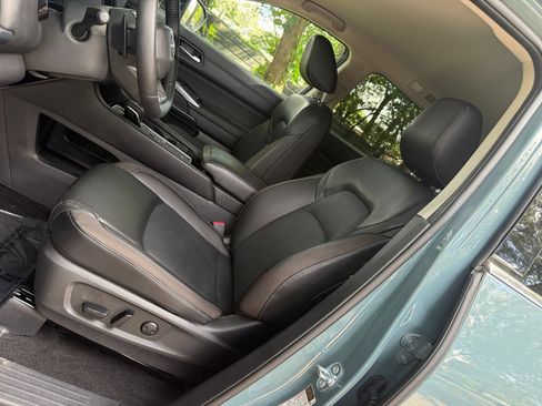 Used 2026 Nissan Pathfinder SL FWD image 26