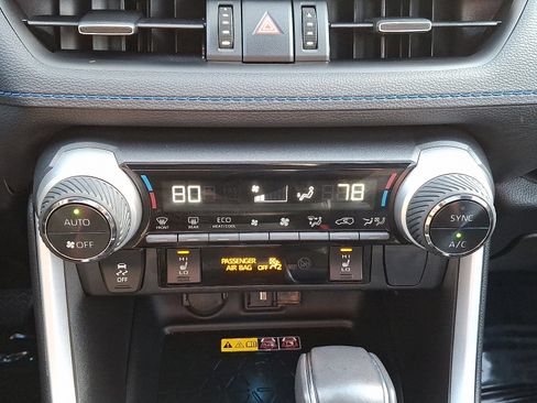 Certified 2022 Toyota RAV4 XSE image 16