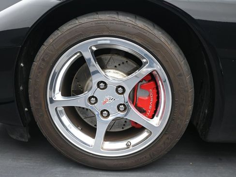 Used 2003 Chevrolet Corvette Convertible w/ Preferred Equipment Group1 image 15