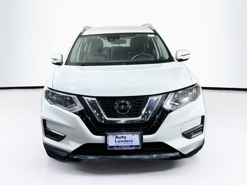 Used 2019 Nissan Rogue SV AWD/4WD image 2