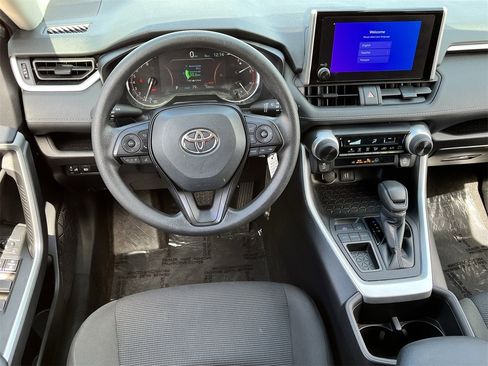 Used 2024 Toyota RAV4 LE image 10
