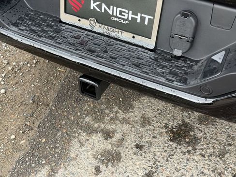 New 2026 RAM 1500 Laramie w/ Night Edition AWD/4WD image 9