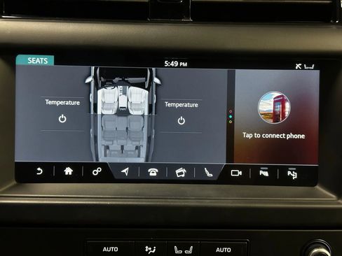 Used 2020 Land Rover Discovery Landmark image 38