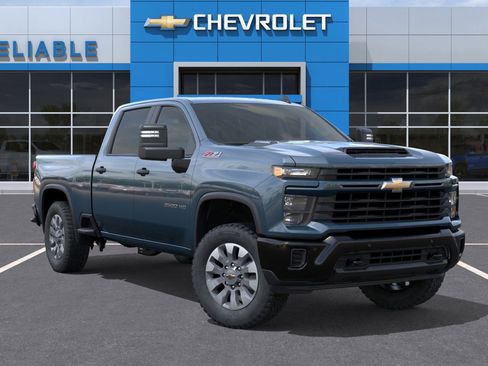 New 2025 Chevrolet Silverado 2500 Custom w/ Custom Value Package image 7