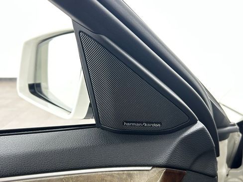 Used 2010 Mercedes-Benz E 350 4MATIC Sedan image 29