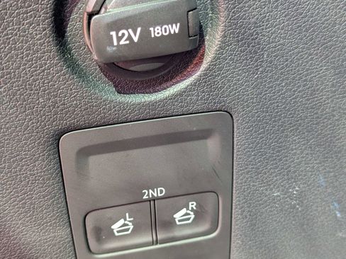 Used 2024 Hyundai Palisade SEL FWD image 15