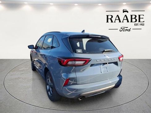 Used 2023 Ford Escape ST-Line image 12