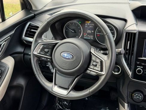 Used 2021 Subaru Forester Premium AWD/4WD image 4