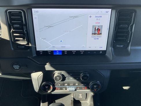 Used 2025 Ford Bronco Big Bend image 34