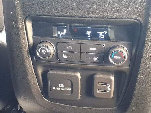 Certified 2024 Buick Enclave Premium image 16