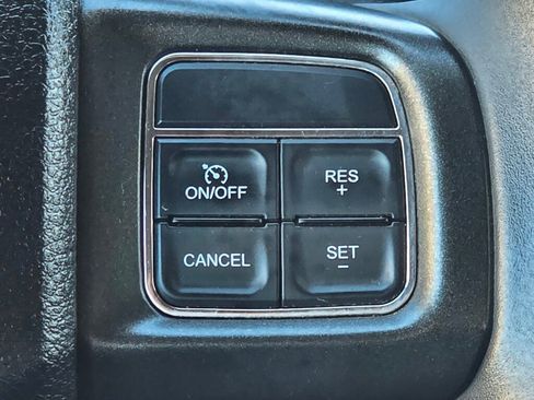 Used 2013 Dodge Dart SXT image 17