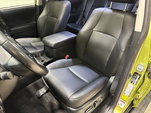 Used 2023 Toyota 4Runner TRD Off-Road Premium w/ Off Road Premium Plus Package AWD/4WD image 26