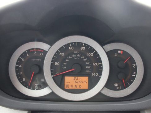 Used 2011 Toyota RAV4 Limited w/ Limited Extra Value Pkg FWD image 31