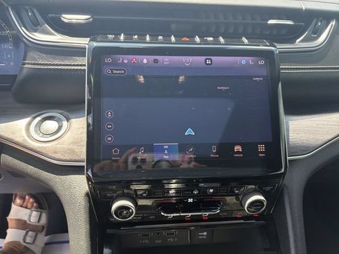 Used 2021 Jeep Grand Cherokee L Overland AWD/4WD image 14