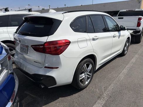 Used 2018 BMW X1 sDrive28i w/ M Sport Package FWD image 4