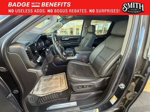 Used 2024 Chevrolet Silverado 1500 RST w/ Convenience Package II AWD/4WD image 11