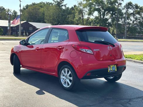 Used 2013 MAZDA MAZDA2 Touring FWD image 6