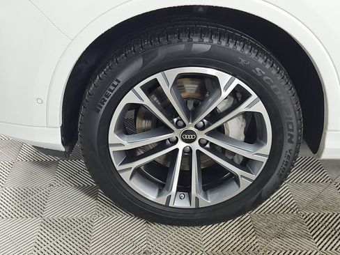 Certified 2025 Audi Q7 2.0T Premium Plus w/ Premium Plus Package image 11