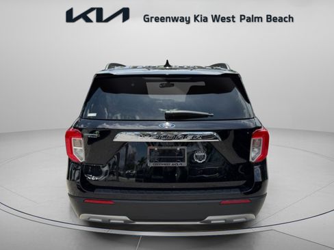 Used 2023 Ford Explorer XLT w/ Equipment Group 202A RWD image 6