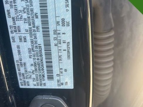 Used 2022 Ford Escape SE w/ SE Sport Appearance Package AWD/4WD image 12