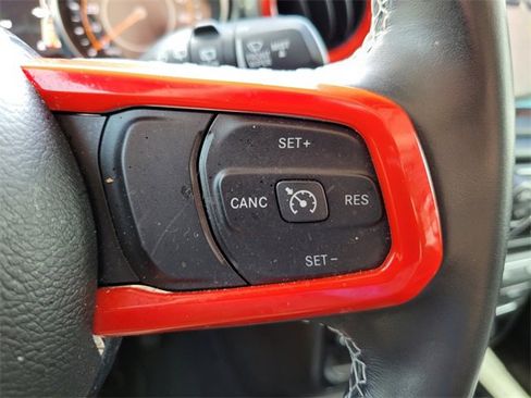 Used 2022 Jeep Wrangler Unlimited Sahara image 35