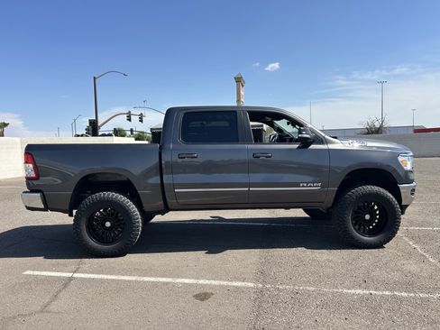 Used 2022 RAM 1500 Big Horn AWD/4WD image 6