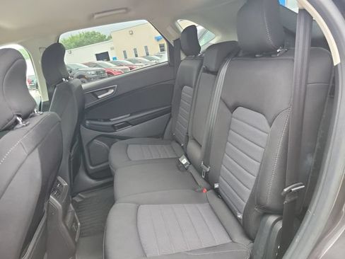 Used 2018 Ford Edge SE AWD/4WD image 24
