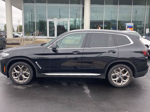 Used 2024 BMW X3 xDrive30i w/ Premium Package AWD/4WD image 4