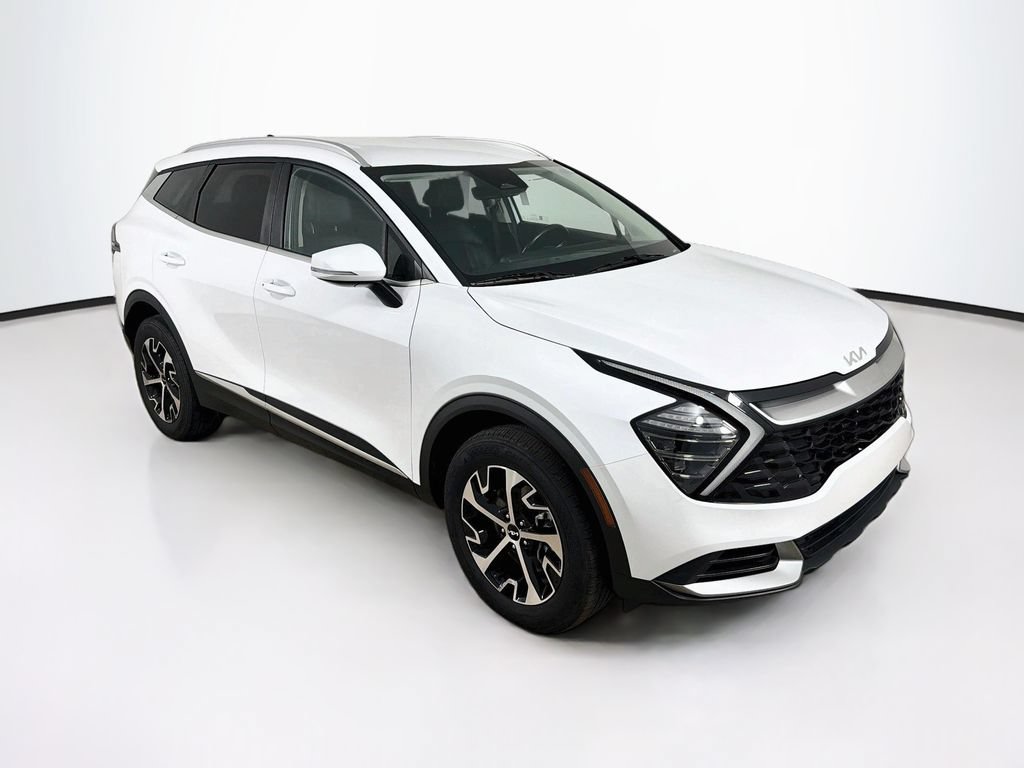 Used 2024 Kia Sportage EX AWD/4WD image 3