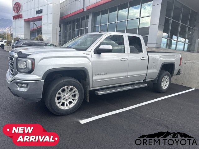 Used 2018 GMC Sierra 1500 SLE w/ Suspension Package, Off-Road AWD/4WD image 12