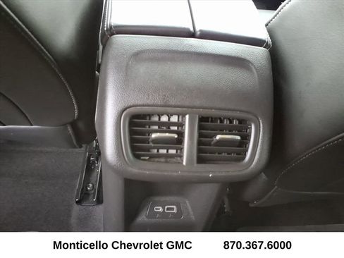 Used 2021 Buick Envision Essence image 10
