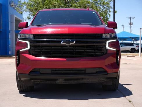 Used 2023 Chevrolet Suburban RST w/ Luxury Package RWD image 9