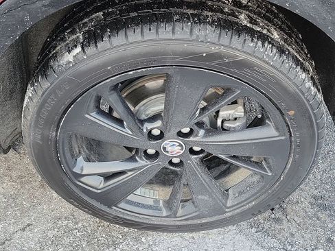 Used 2022 Buick Envision Essence w/ Sport Touring Package image 34