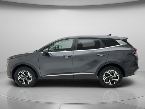 Used 2024 Kia Sportage LX AWD/4WD image 7